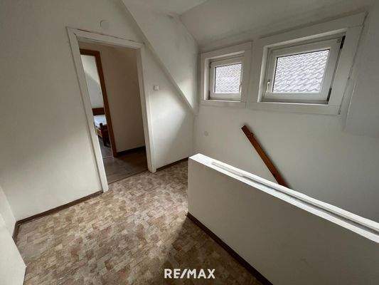 Stiegenaufgang - Wohneinheit 2