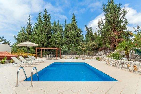 Kreta, Gavalochori: Zwei Villen und ein Studio mit einzigartigem Panoramablick auf das Meer zu verkaufen