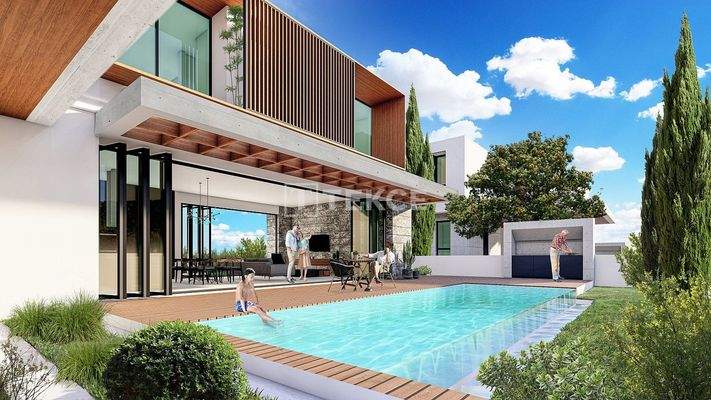 Detached Villas with Pools and Gardens in North Cyprus Girne