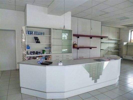 Ladengeschäft Erdgeschoss