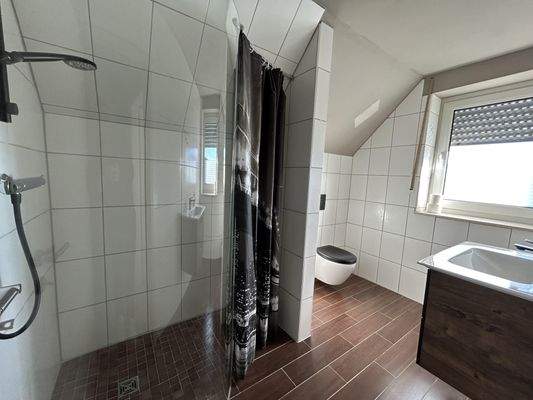 Duschbad im OG