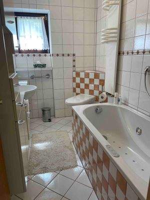 Badezimmer Gartenwohnung