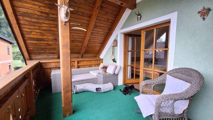 Loggia vor Elternschlafzimmer