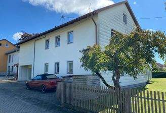 Zufahrt Eingangsbereich