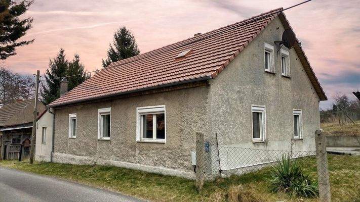 Straßenseitige Ansicht