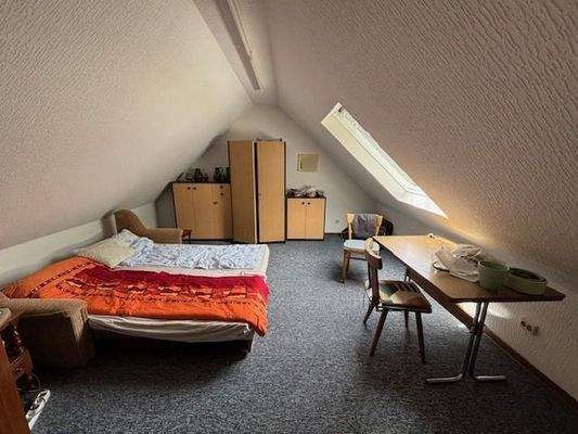DG/Schlafzimmer 