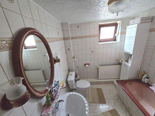 EG Badezimmer Bild 1.jpg