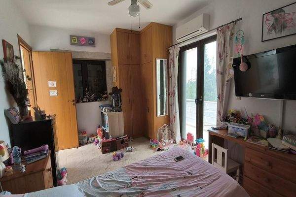 Kreta, Pemonia: Ruhiges und weitläufiges Anwesen zu verkaufen