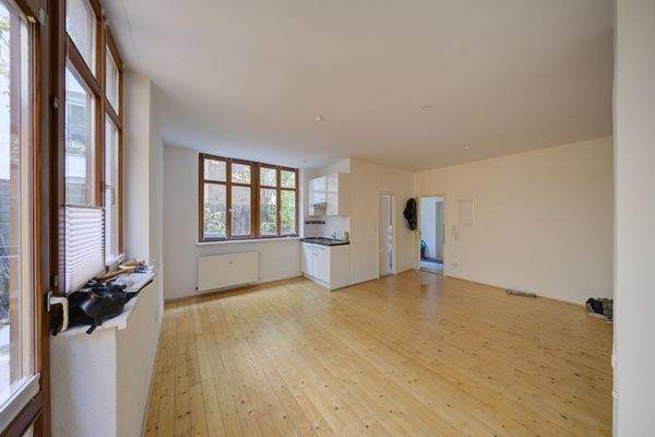 Wohnung 2 - Wohn- und Schlafzimmer