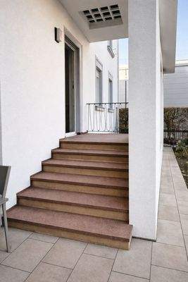 Hintereingang Warteraum.jpg