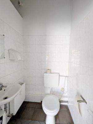 Toilette Beispiel, Zwei vorhanden