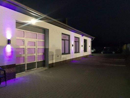 LED-Außenbeleuchtung/Kameras