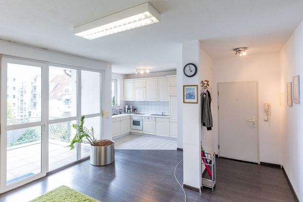 Küche und Eingangsbereich