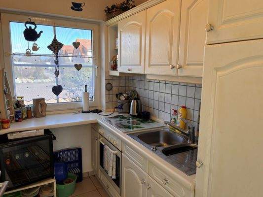 Küche mit Einbauküche EG