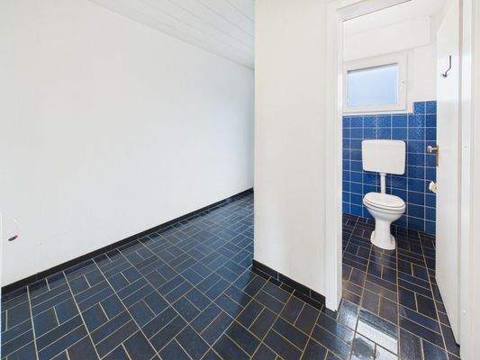 Eingangbereich u. Gäste-WC