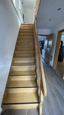 Treppe zum Dachgeschoss