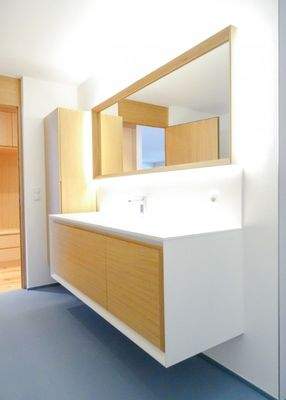 Waschtisch_hoch (Mittel).jpg.jpg