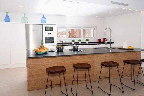 a6b4ee82-fcbb-4521-baaa-db54001a43d1