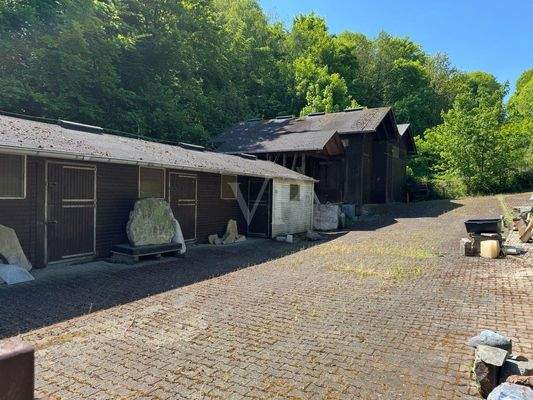 Ställe u. Nebengebäude