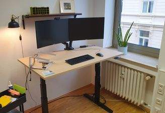 Arbeitsplatz stehend