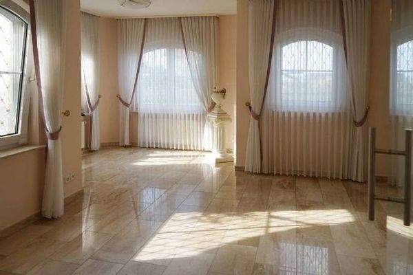 Zimmer im Erdgeschoß.png