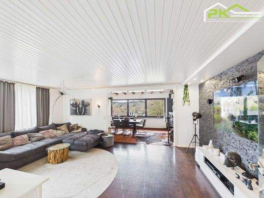 OG Wohnen / Kaminzimmr