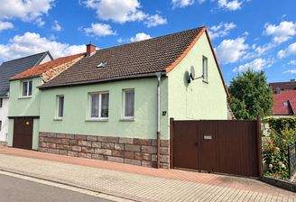 Straßenansicht 