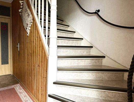 Treppenaufgang zum OG