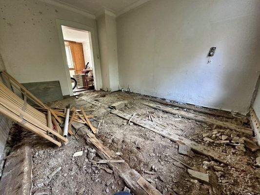 EG Zimmer Sanierung gestartet...