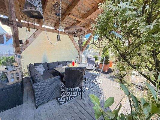 Pergola Innnehof.JPG