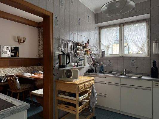 Haus-2-WE-Friedrichsthal-stb-Küche-EG