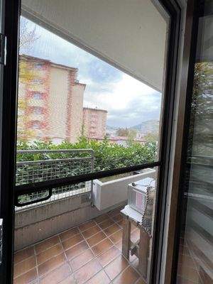 Zweiter, kleiner Balkon mit Schatten - praktisch..