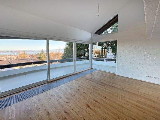 Wohnzimmer mit Panoramablick