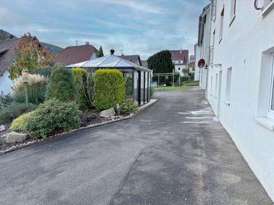 Zufahrt mit...