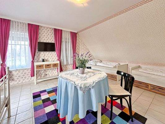  Großes Zimmer im OG