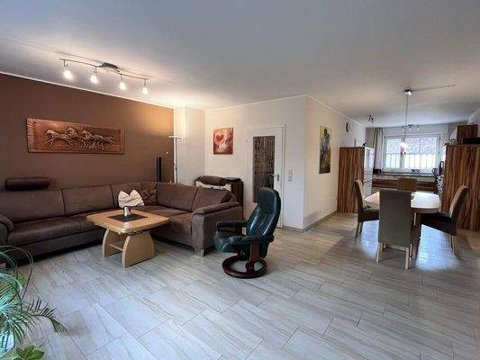 Wohn- und Essbereich