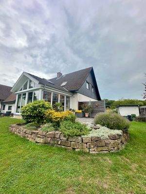 Charmantes Einfamilienhaus mit Garten