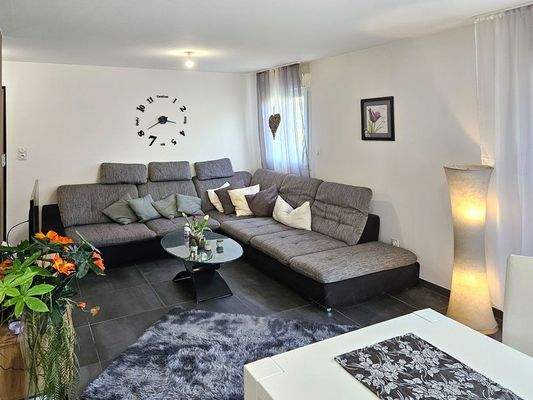 Wohnzimmer Richtung Eingang