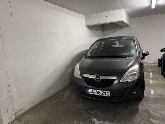 Tiefgaragenstellplatz