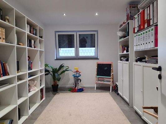 Arbeits-/Gästezimmer