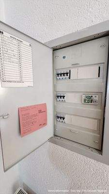 09 Sicherungskasten.jpeg