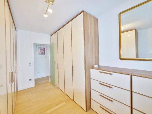 Ankleide / Kinderzimmer