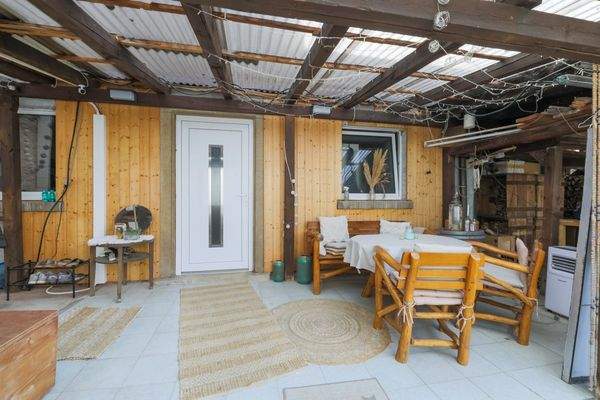 überdachter Freisitz