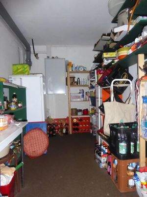 Speisekammer im Keller