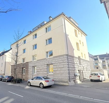 STRASSENANSICHT