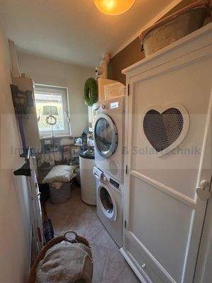 Hauswirtschaftsraum mit WM Anschluss