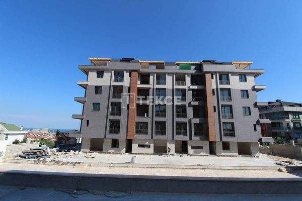 Apartments for Sale in Beylikdüzü Close to the Beach