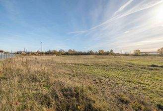 Gewerbefläche Neustadt am Rbg.