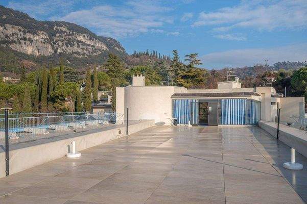 Tecnocasa Garda 0381.jpg