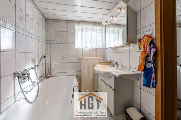 Badezimmer EG Wohnung 